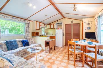 Camping für 12 Personen in La Brée-les-Bains, Charente-Maritime, Bild 2