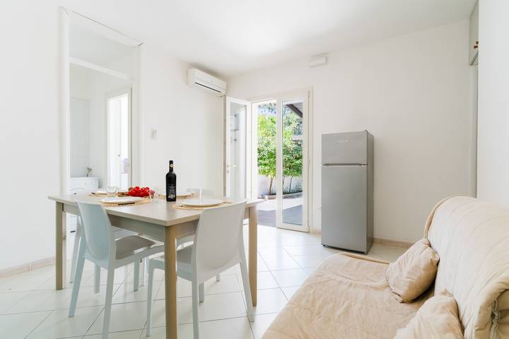 Ferienhaus 'Villetta Pinetata 452' mit privater Terrasse und Klimaanlage in Ugento, Golf von Tarent