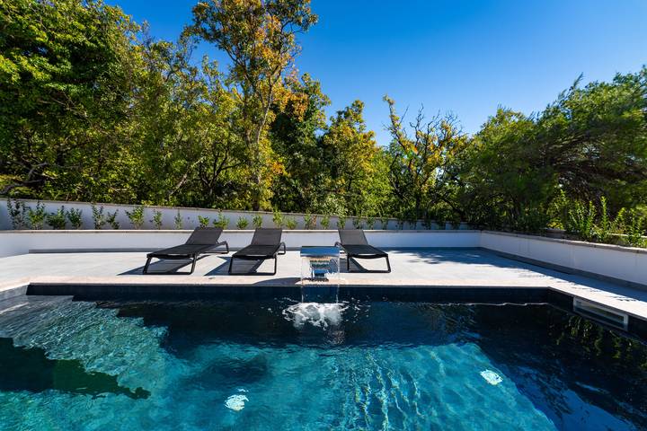 Ferienhaus für 14 Personen, mit Whirlpool und Garten in Starigrad Paklenica - 2