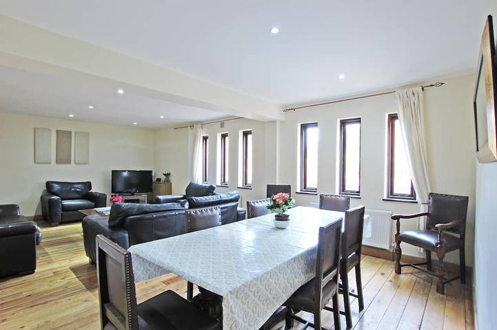 Holiday rental for 10 people, with terrace, with pets in Maidstone