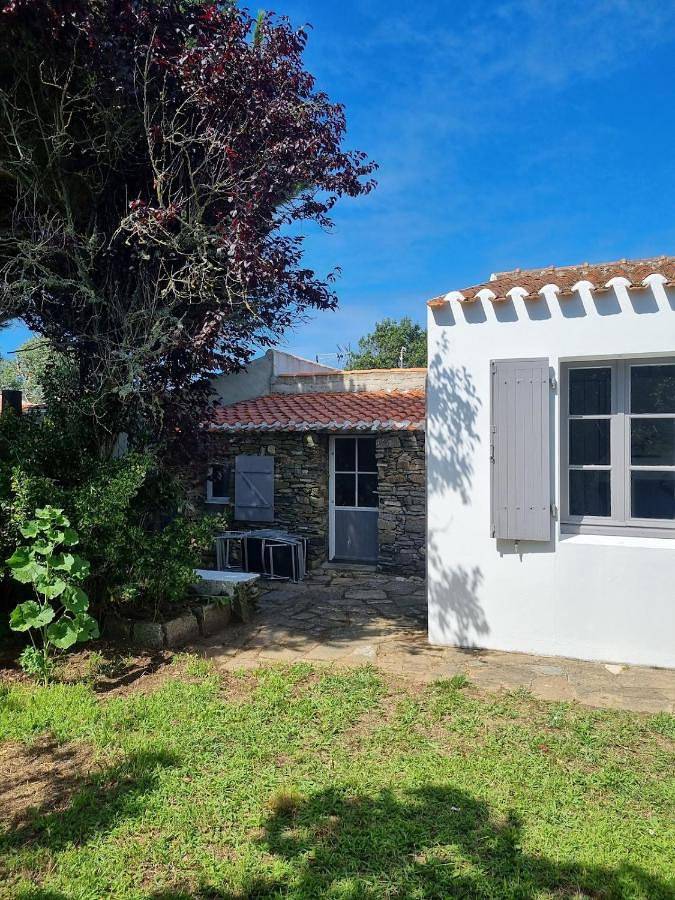 Location de vacances pour 8 personnes, avec Terrasse et Jardin à l' Île d'Yeu - 4