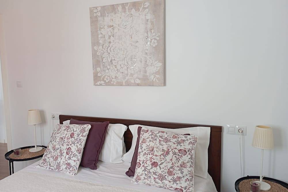 Apartamento entero, La vivienda de María a Bazarra, 3. Vistas al mar, ascensor y aire acondicionado. in Puebla del Caramiñal, Rias Baixas