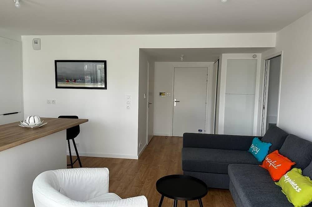 Appartement entier, Arradon Golfe du Morbihan appartement 2 Pièces Terrasse. in Arradon, Côte des Mégalithes