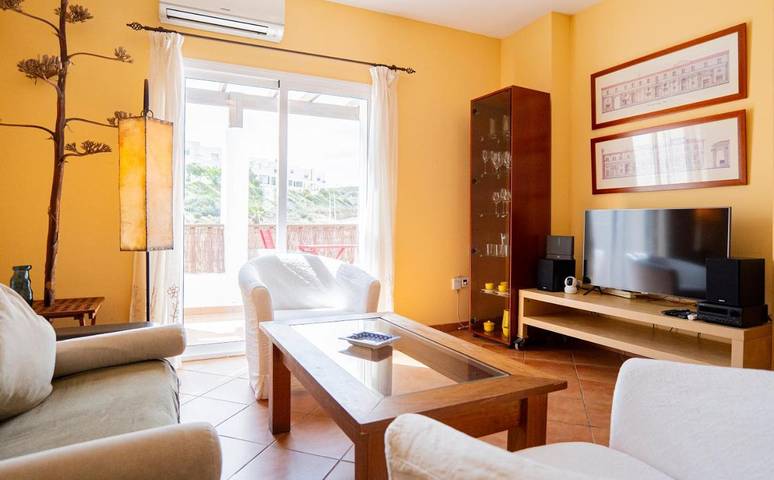 Apartamento para 4 personas, con Balcón además de Terraza y Vistas en La Isleta del Moro