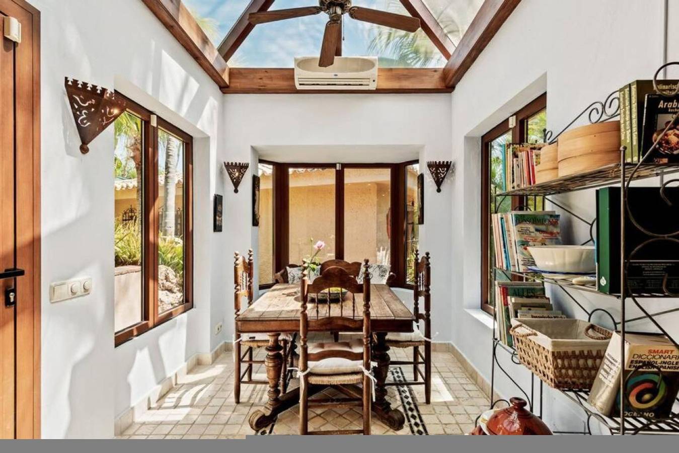 Grand Marbella Estate with tropical gardens in Marbella West, Marbella