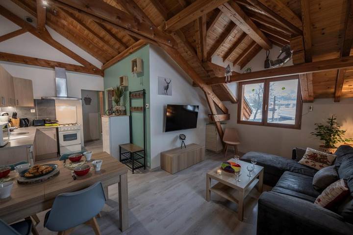 Gîte pour 6 personnes, avec vue, adapté aux familles à Guillestre - 2