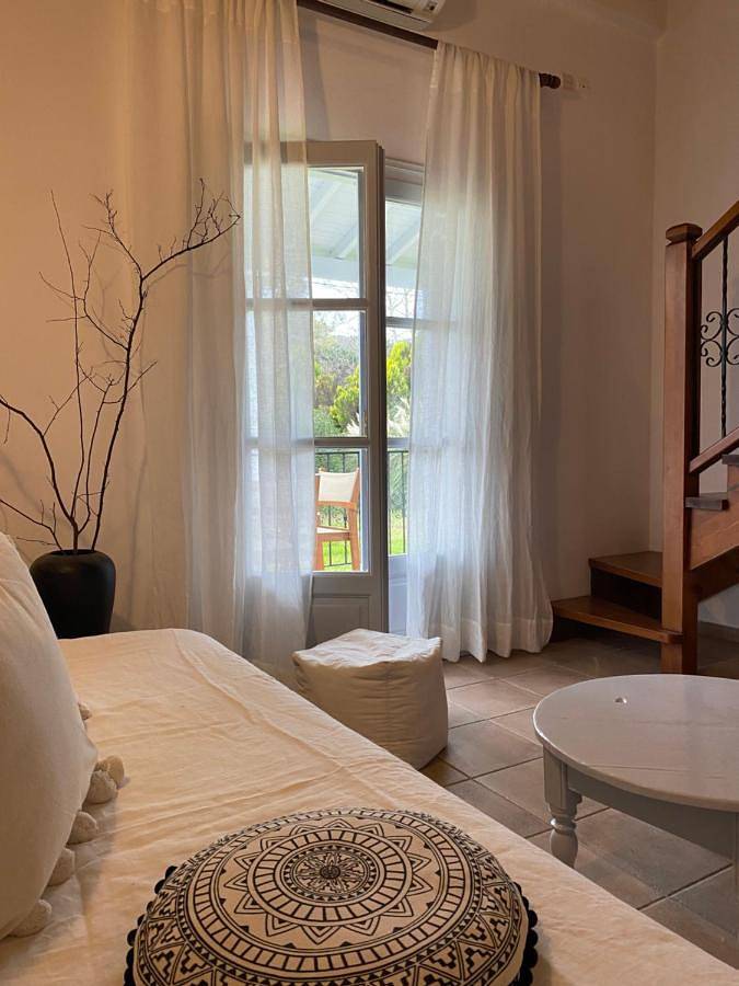 Feriehus for 3 personer, med hage og utsikt, dyr tillatt i Skiathos