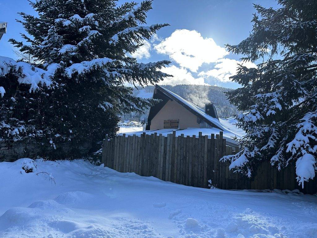 Chalet pagotin de Damien in Mouthe-Lac et Mont d’Or, Doubs