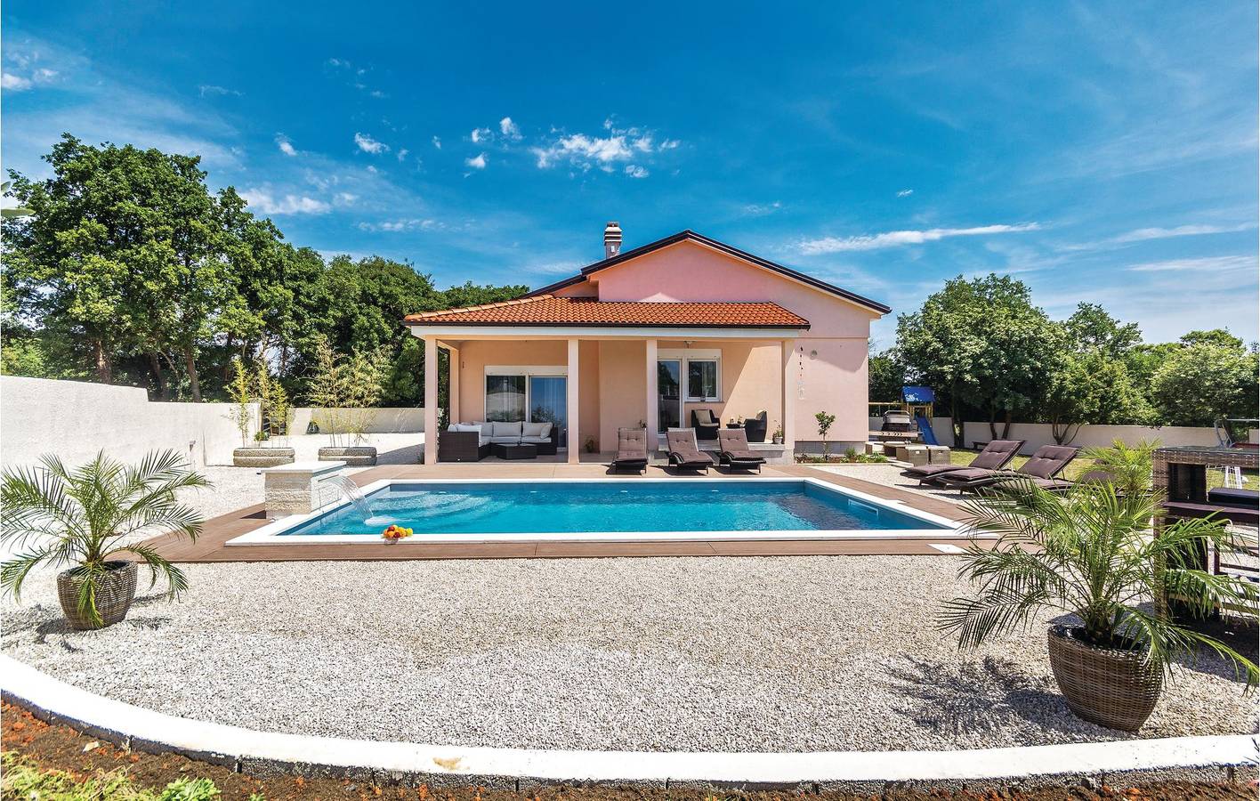 Ferienhaus für 6 Personen mit Terrasse in Sisan, Südküste Istrien