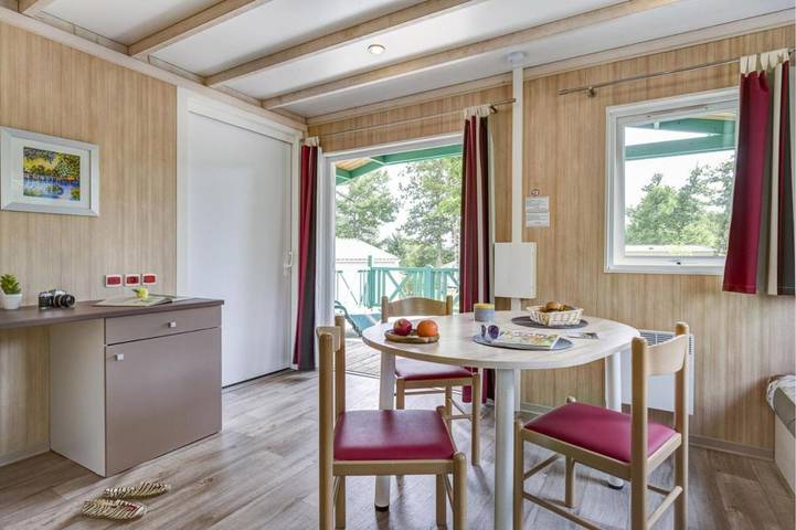 Location de vacances pour 4 personnes, avec jardin et piscine à Pierrefitte-sur-Sauldre - 4