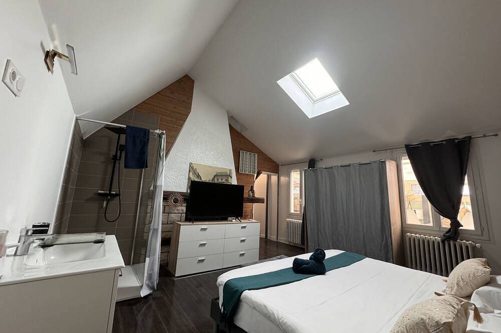 Apartamento entero, L'Agréable -  Suite -  Circuit -  Rêve au Mans in Écommoy, Sarthe