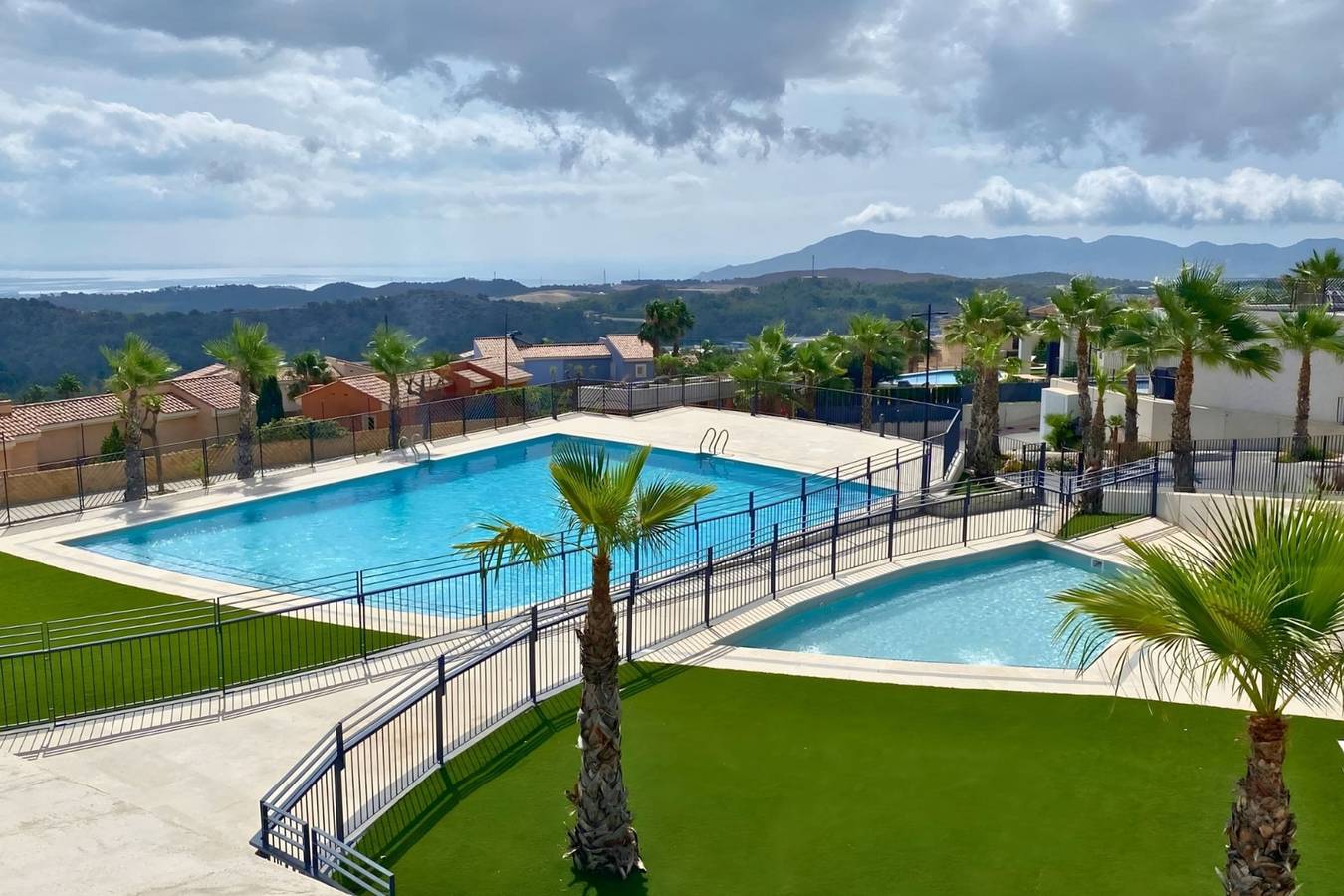 Charme, confort et piscine au soleil de Polop ! in Polop, Costa Blanca