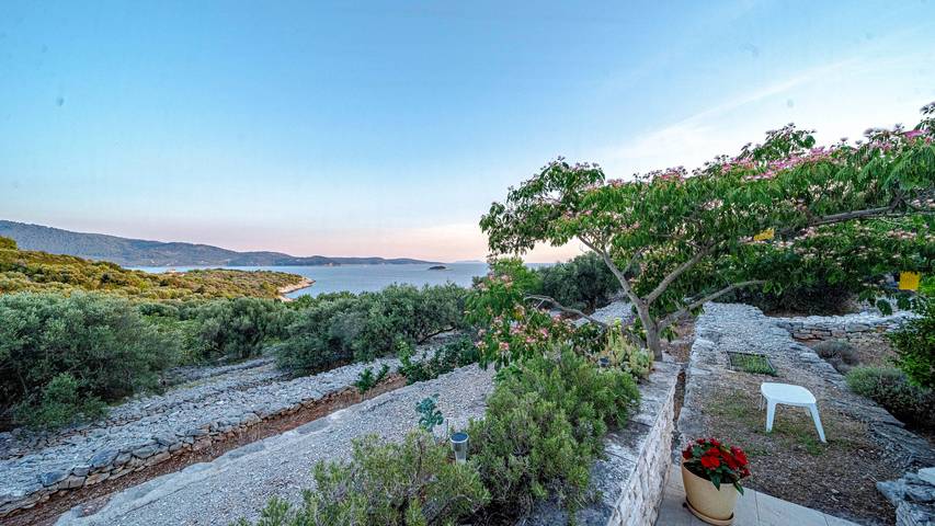 Villa pour 4 personnes, avec Terrasse et Jardin à Vela Luka
