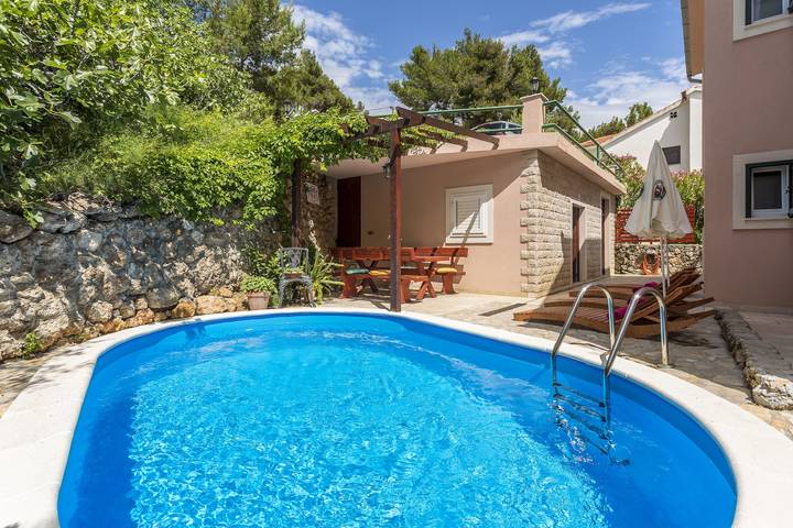 Ferieleilighet for 8 personer, med badebasseng og balkong / terrasse i Split-Dalmatia