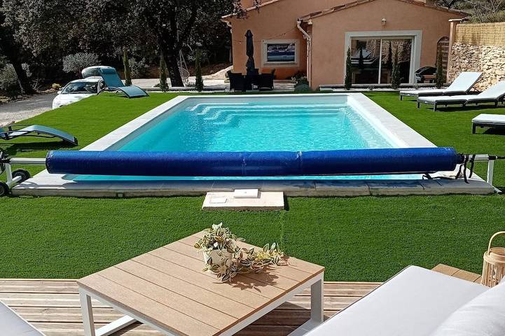 Location de vacances pour 6 personnes, avec piscine et jardin, animaux acceptés à Moissac-Bellevue