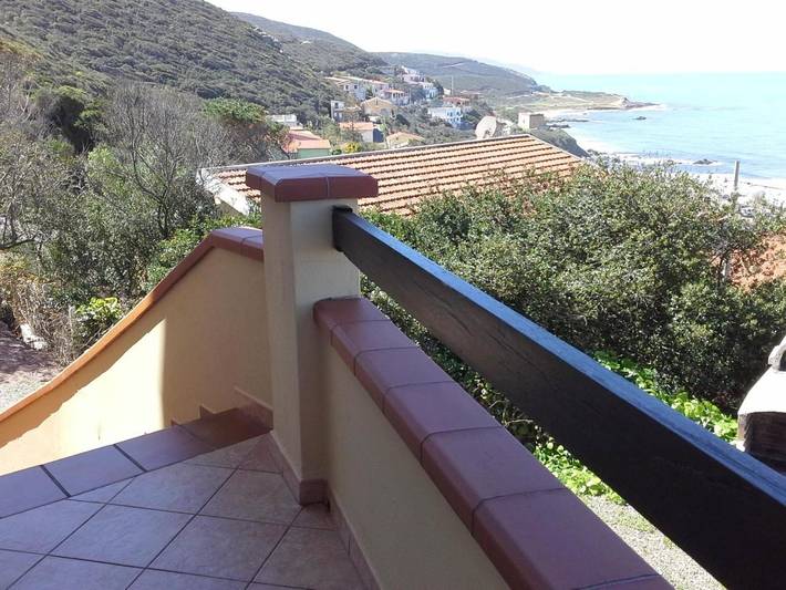 Gîte pour 6 personnes, avec jardin ainsi que terrasse et vue dans Portu Maga - 3