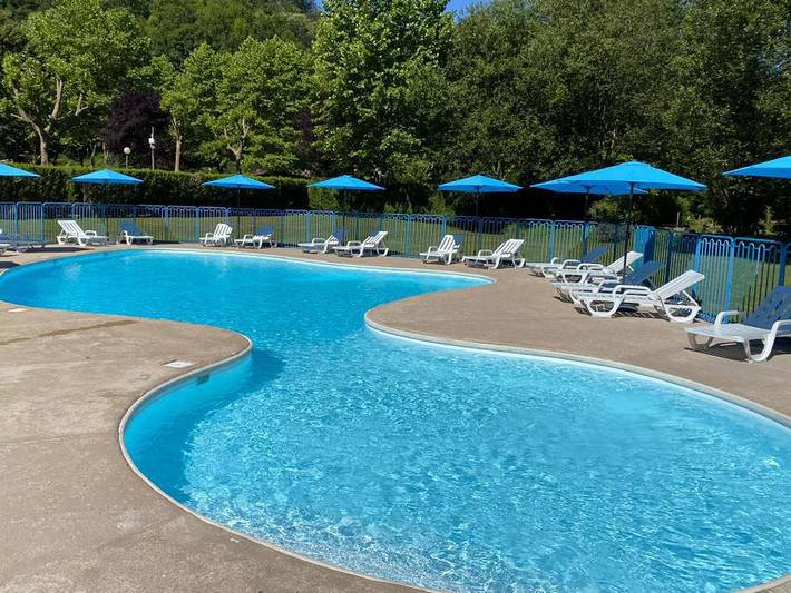 Location de vacances pour 4 personnes, avec Balcon/Terrasse et Piscine à Massat