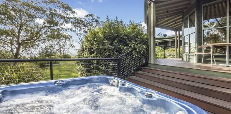 Cottage for 4 people, with hot tub and garden in New South Wales