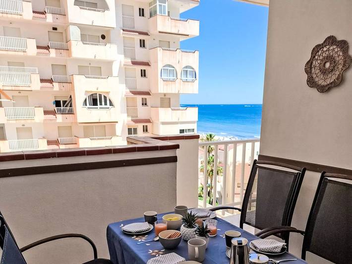 Gîte pour 5 personnes, avec terrasse et piscine dans La Manga del Mar Menor