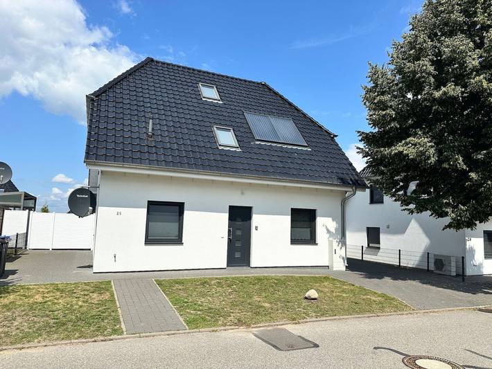 Ferienhaus für 8 Personen, mit Seeblick und Garten sowie Sauna, mit Haustier in Göhren-Lebbin - 3