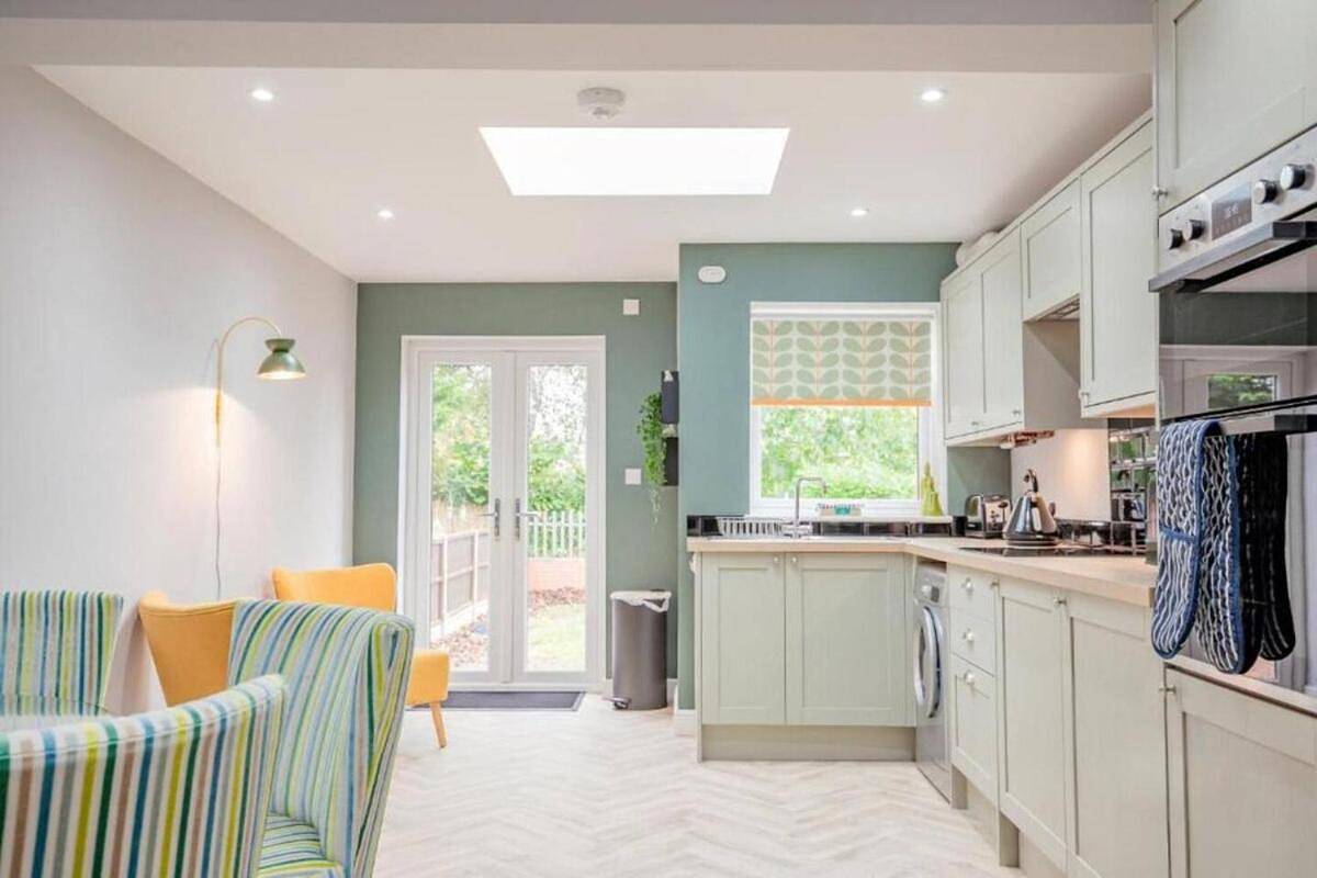 Lower Chestnut House, 2 Bedroom, Central Worcester in Worcester, Worcestershire