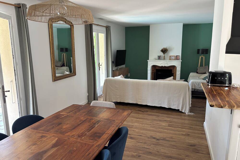 Quiet villa with pool close to the sea in Marsillargues, Côte d'Améthyste