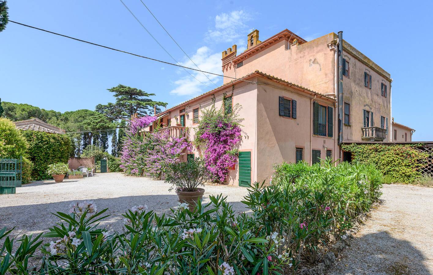 Appartement am Pool mit Parkplatz und Internet in Campiglia Marittima, Etruskische Küste
