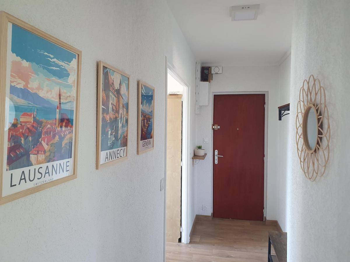 Appartement entier, One-Bedroom Apartment in Saint-Genis-Pouilly, Gex