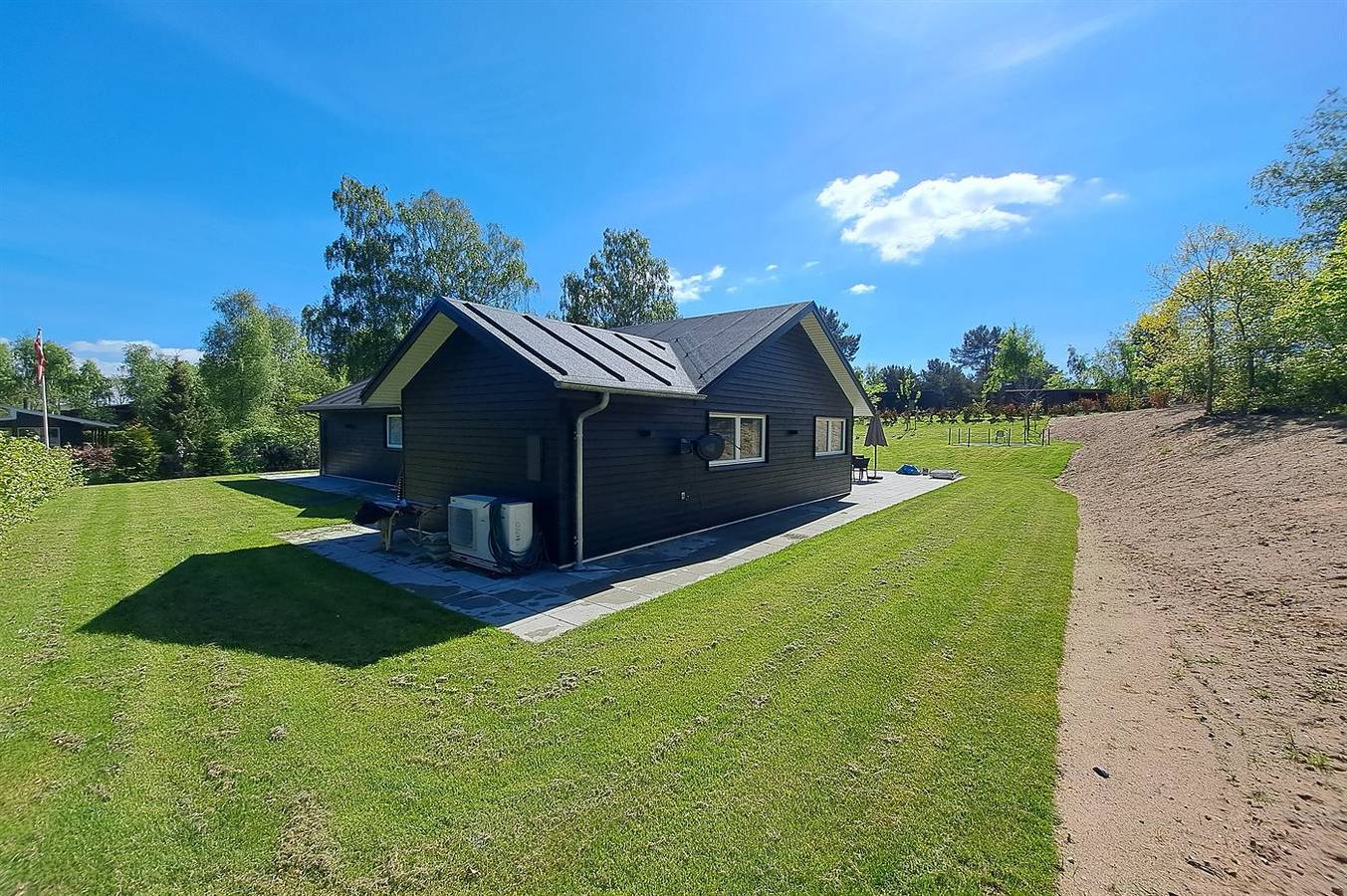 Pet friendly home in Knebel with Wifi in Dejret, Knebel