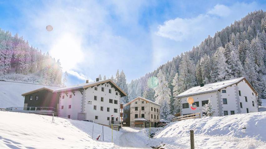 Ferienhaus für 34 Personen, mit Terrasse und Sauna in der Schweiz - 3