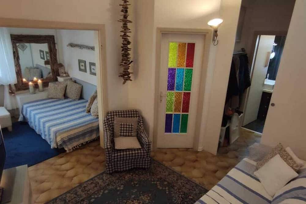 Villetta singola con 6 posti letto e giardino (Cin: It046033C2Fhiiu2Hv) in Torre del Lago Puccini, Viareggio