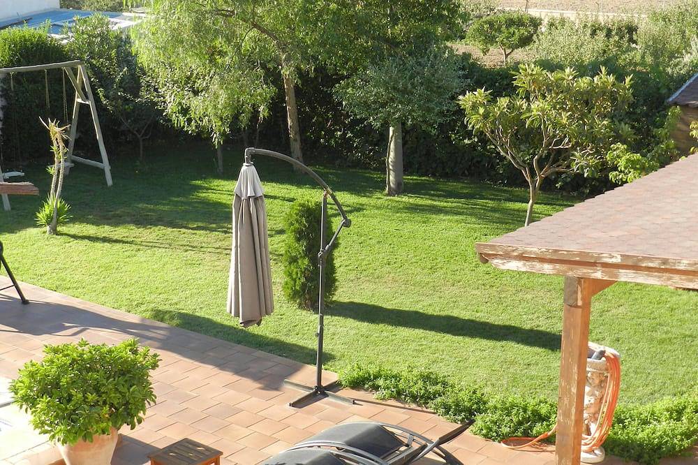 Casa rural con jardín, piscina privada, Wifi gratuito y comunicación excelente in El Padul, Provincia de Granada