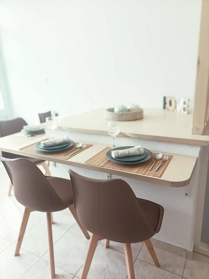 Gîte pour 4 personnes, avec balcon et vue dans Makri Gialos - 3