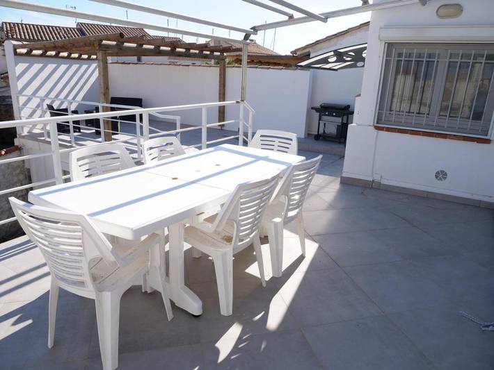 Gîte pour 7 personnes, avec jardin et vue ainsi que terrasse et vue sur le lac dans Port Gardian - 3