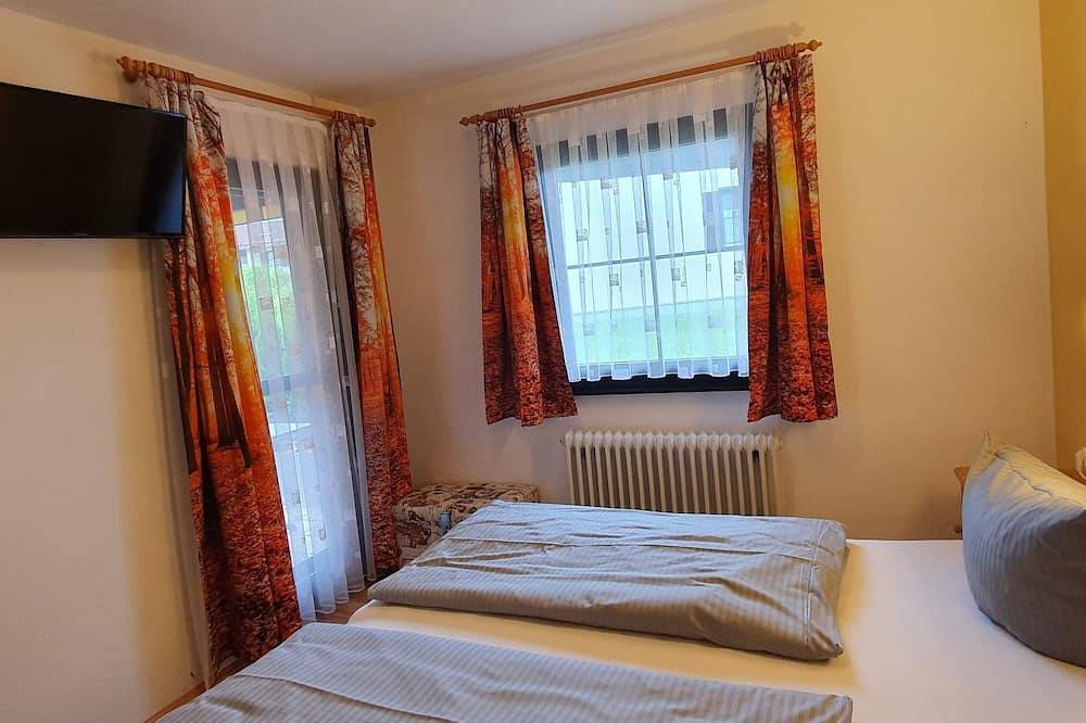 \"Entspannen und Erleben: Ihr Familienurlaub im Feriendorf Hochbergle!\" in Lechbruck am See, Bayerisch Schwaben