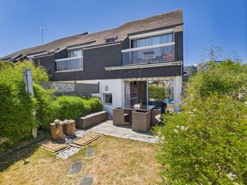 Gîte pour 4 personnes, avec terrasse et jardin à Île-Tudy