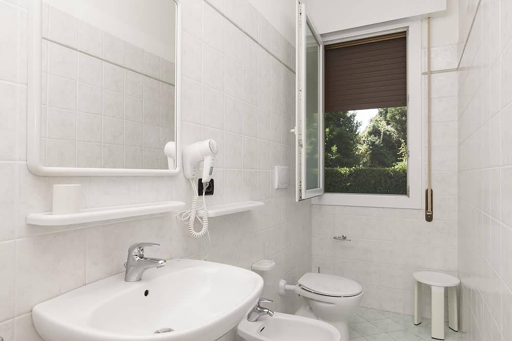 Ganze Wohnung, Neue Wohnung in der Nähe von Venedig, nur wenige Meter vom Strand entfernt in Punta Sabbioni, Cavallino-Treporti