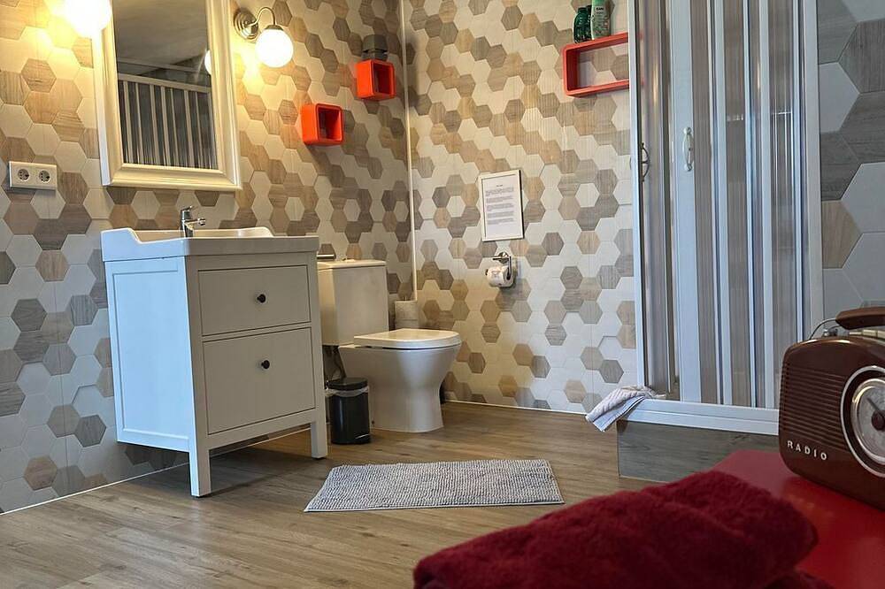 Ganze Wohnung, Ferienwohnung Westerburg - Appartement/Fewo, Dusche, Wc, 1 Schlafraum in Westerburg, Westerburg & Umgebung