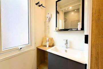 Bungalow pour 4 Personnes dans Porto-Vecchio, Arrondissement de Sartène, Photo 4