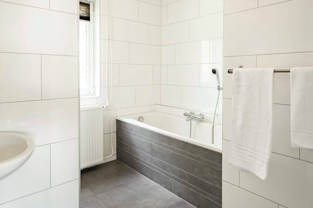 Comfortable 6-person bungalow in Plasmolen, Nationalpark De Maasduinen