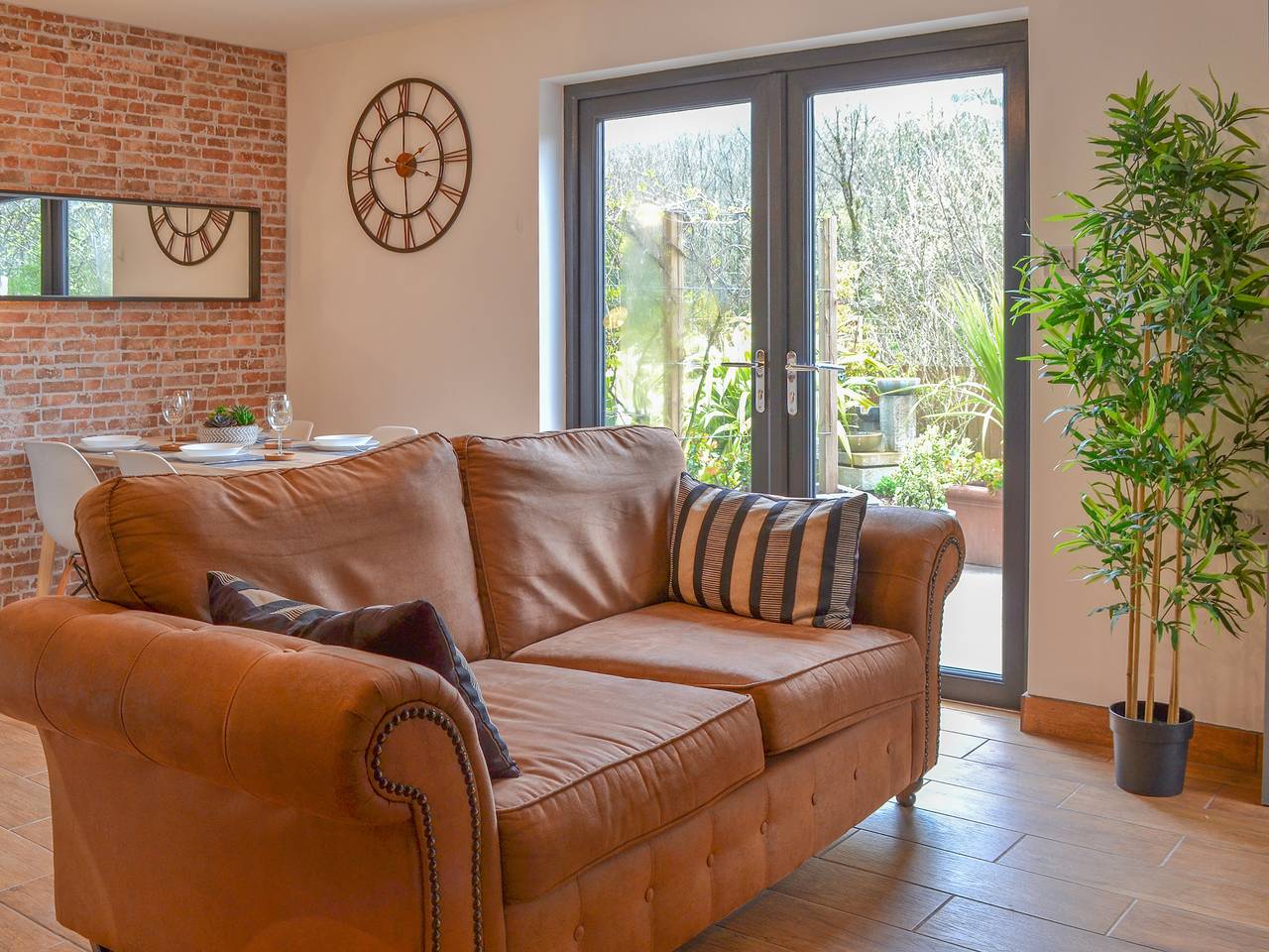 Holiday Home for 4 People in Rhondda Cynon Taf region, South-Wales