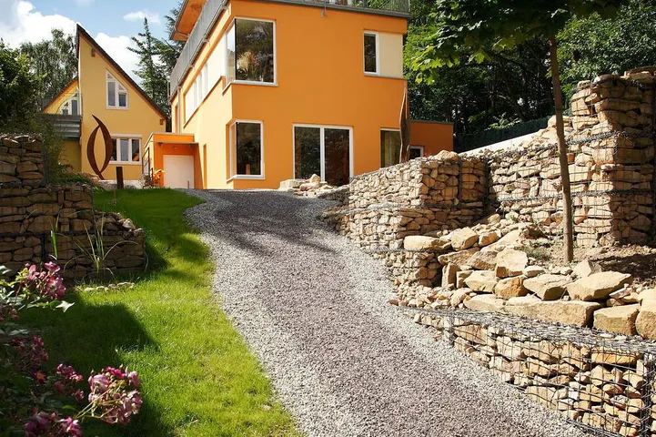 Luxuriöses 5-Sterne-Architektenhaus in Skulpturengarten mit herrlicher Aussicht in Bad Dürkheim, Pfälzer Rheinebene