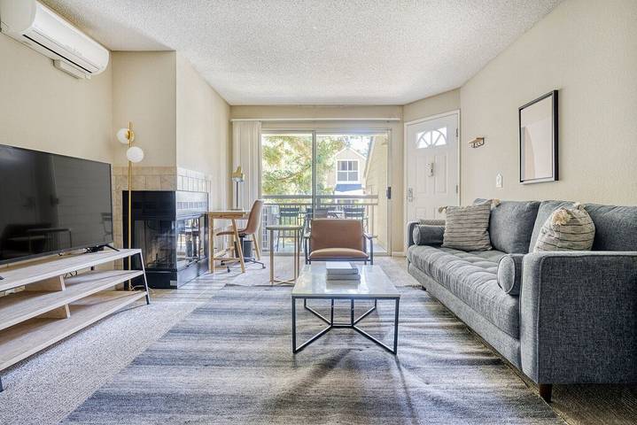 Vacation rental for 4 people, with balcony and pool in Santa Clara