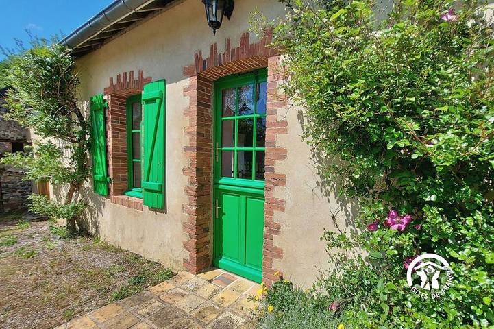 Gîte pour 5 personnes, avec Jardin dans Saint-Christophe-du-Luat
