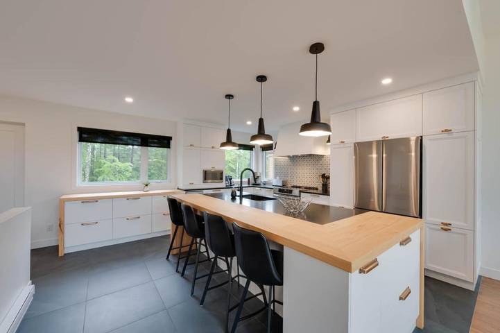 Gîte pour 8 personnes, avec jacuzzi et piscine ainsi que balcon et sauna à Beaupré - 2