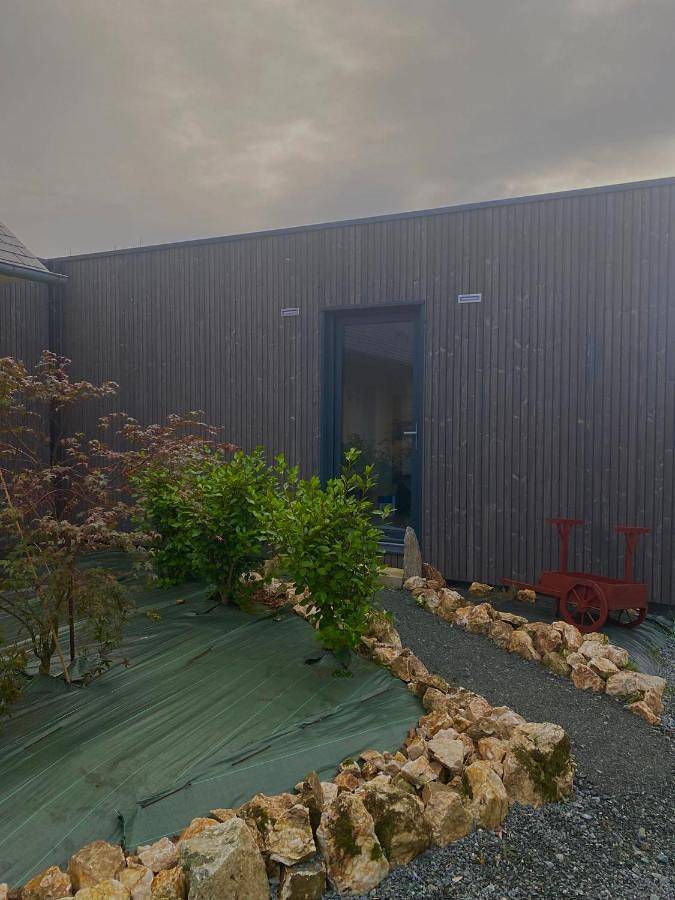 Chambre d’hôte pour 2 personnes, avec terrasse ainsi que jardin et vue