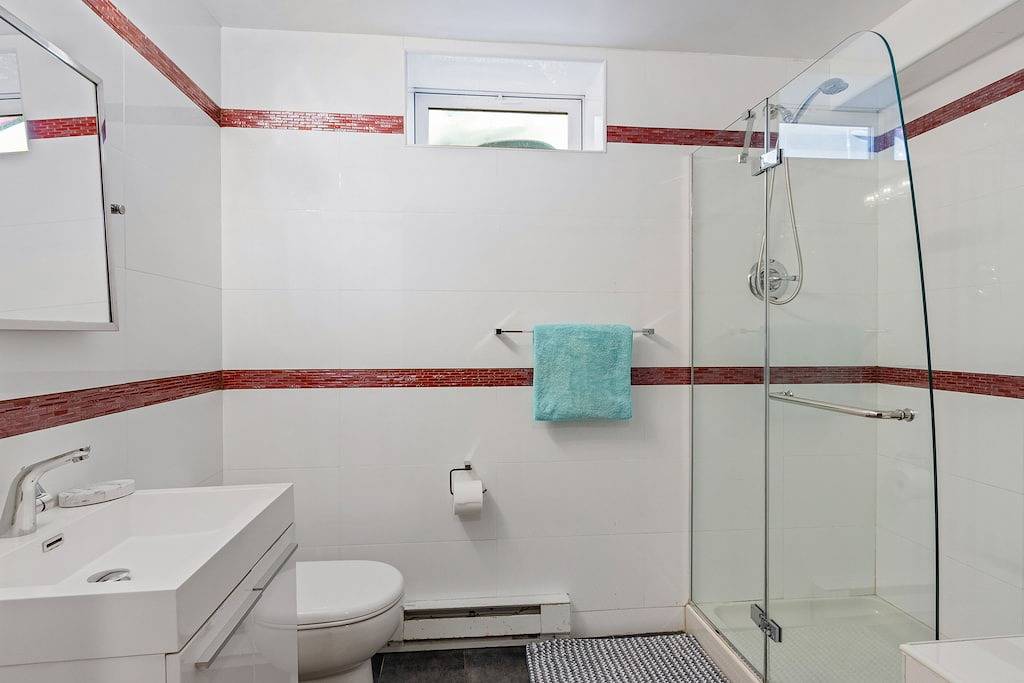 Gemütliches Nebenflusshaus mit Sauna in Saw Creek, Pike County