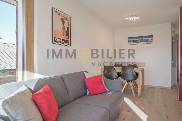 Ganze Wohnung, Entièrement rénové, lumineux et confortable 3.5 pièces pour 3 (à 4) personnes. Situé au 3ème étage d in Chandolin, Anniviers