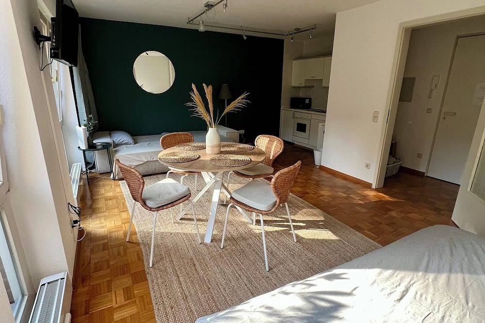 Ganze Wohnung, Thefairspot - Ruhiges Apartment direkt am Nordpark / 5 Min zur Messe und Arena in Düsseldorf-Golzheim, Düsseldorf