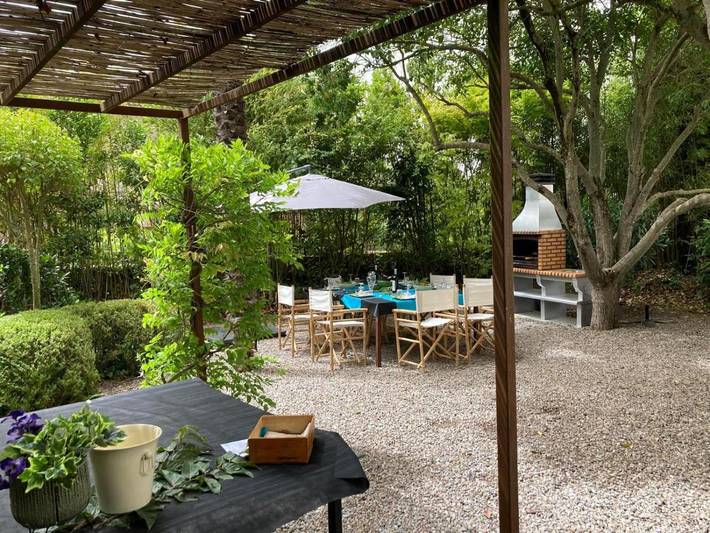 Casa rural para 12 personas, con jardín y vistas en Bages - 4